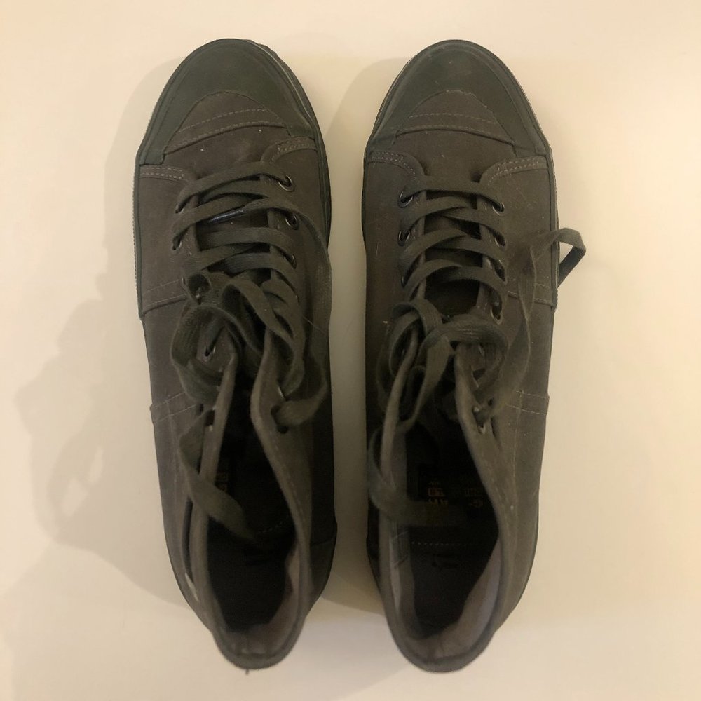 Men's G Star Raw Khaki Green Sneaker Size 9